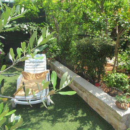 Apartment Artusi Pula Bagian luar foto