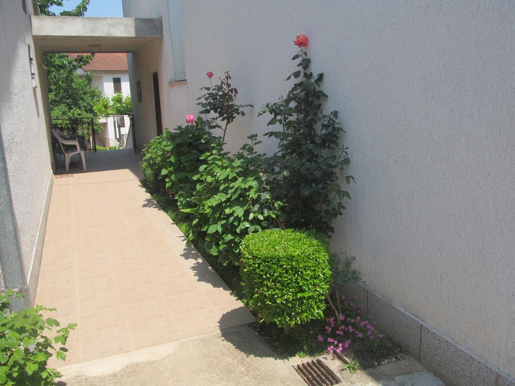 Apartment Artusi Pula Ruang foto